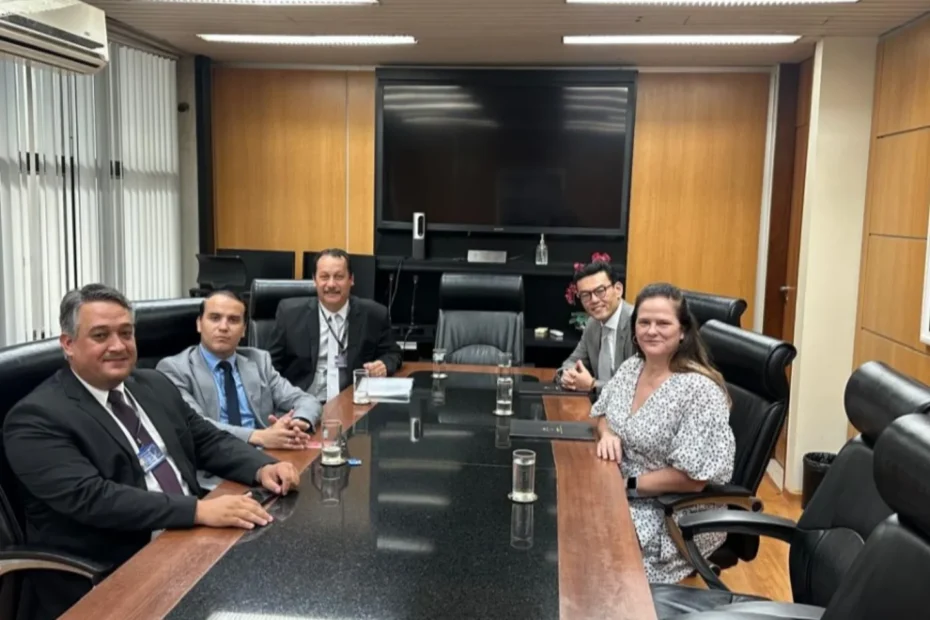 ASSOJUS-MS Apresenta Solicitação de Reajuste de Transporte e Programa de Valorização ao TJMS