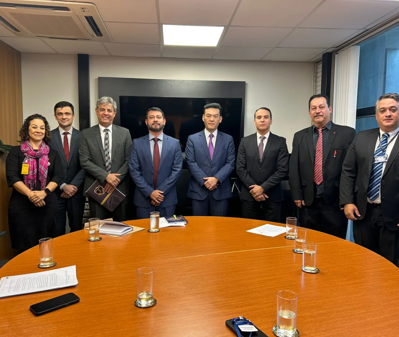 ASSOJUS-MS se reúne no TJMS com lideranças nacionais